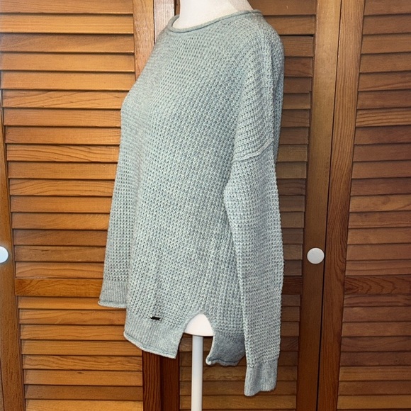 Hollister Sweater Size Small - Picture 6 of 9